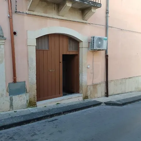 Apartament Casa Del Papa Noto